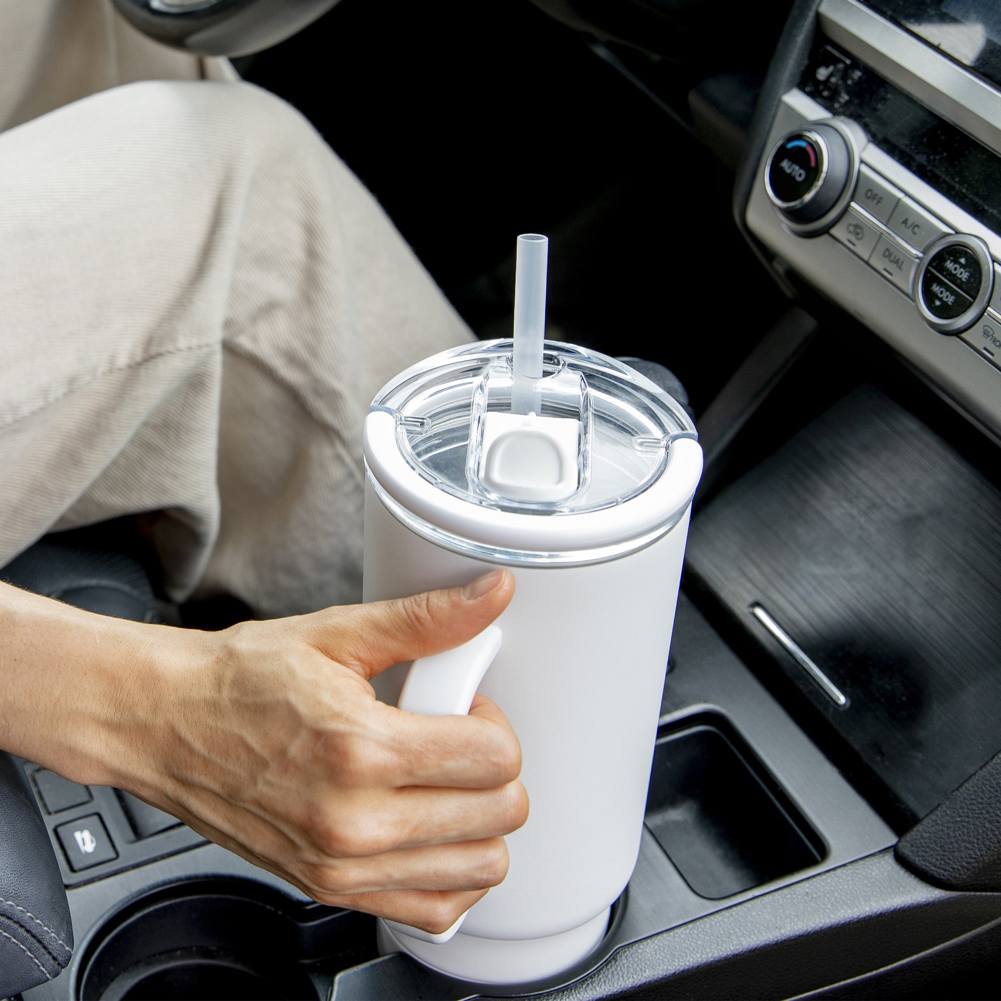portcarcupholder_4b35b444-3ab7-4aea-825e-442be5d1dec2.jpg